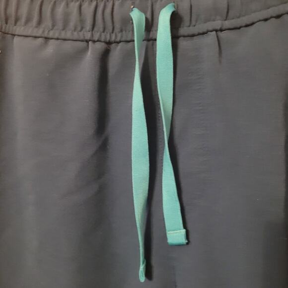 Figs Womens Zamora Dental Medical Scrub Joggers Size M Green‎ Drawstring - Picture 4 of 12